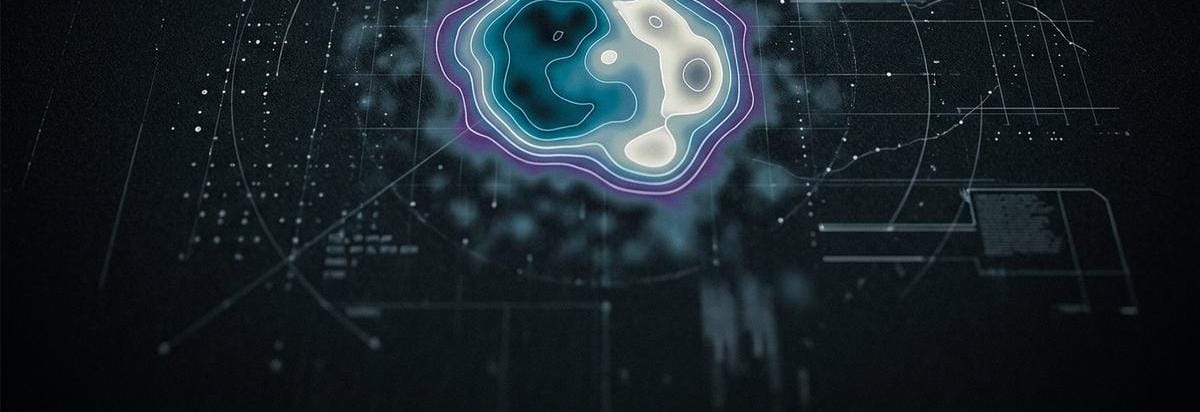 Pantalla de análisis astronómico con mapa de rayos X y contornos de una señal compacta, insinuando una hipótesis todavía abierta.