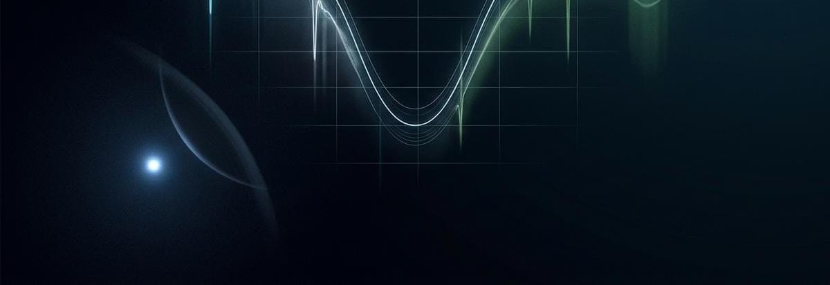 Detalle técnico del análisis de tránsito con una curva de luz y una tenue firma espectral asociada a un planeta alrededor de una enana blanca.